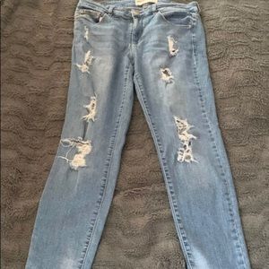 GARAGE Ripped Jeans Size 11‎
